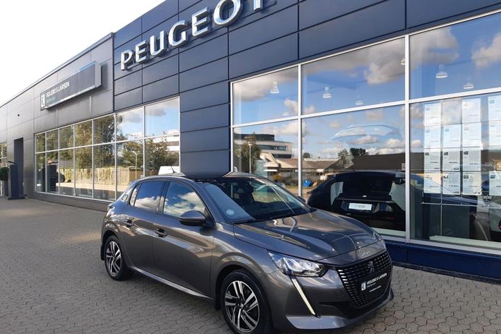 Grå Peugeot 208 fra 2020