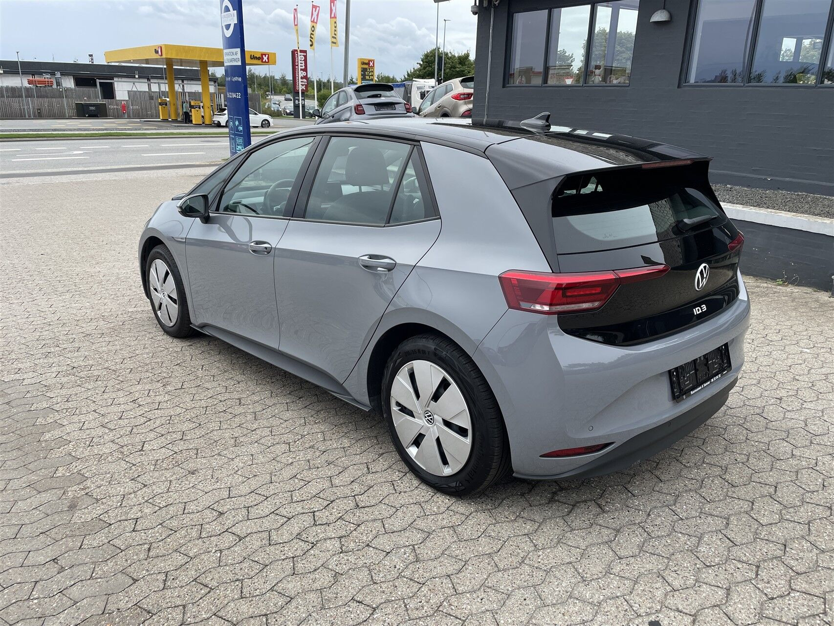 Grå VW ID.3 fra 2023
