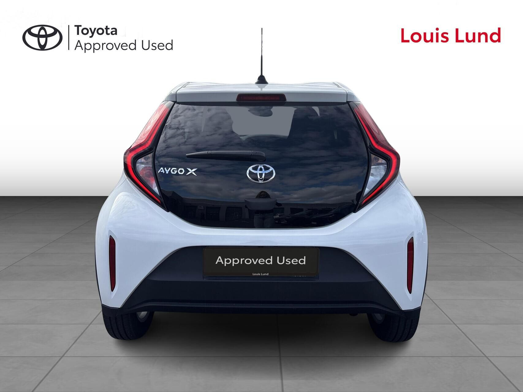 Hvid Toyota Aygo X fra 2025