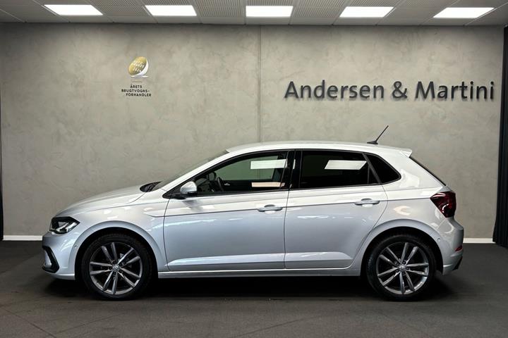Sølv VW Polo fra 2022