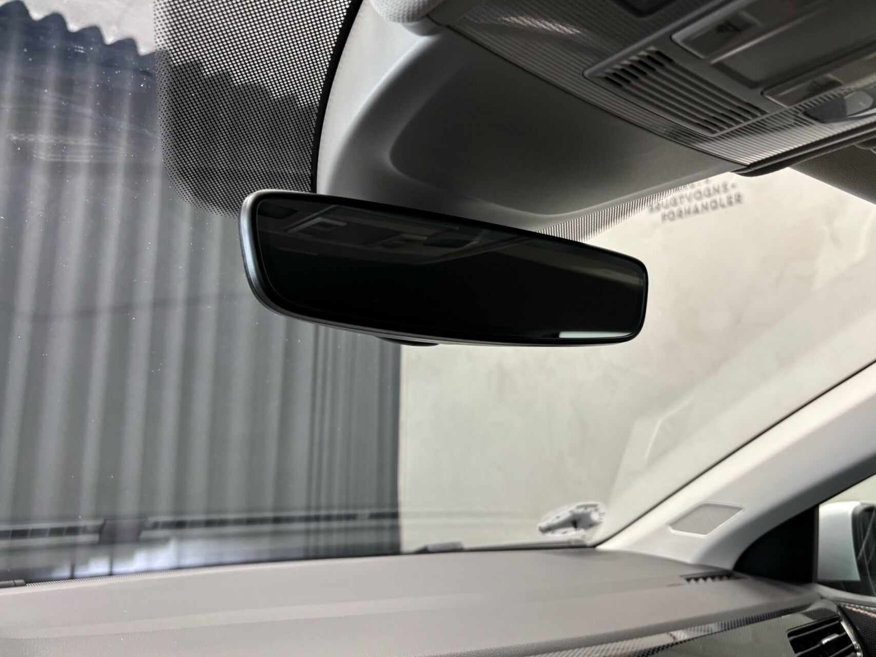 Sølv VW Polo fra 2022