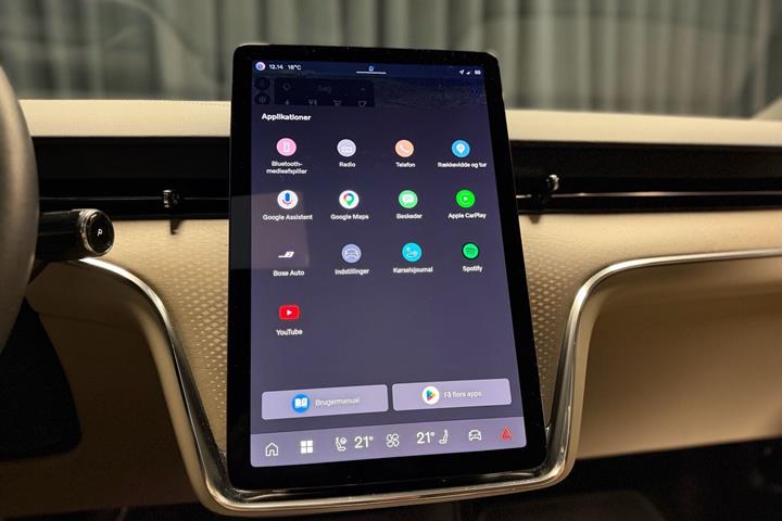 Grå Volvo EX90 fra 2025