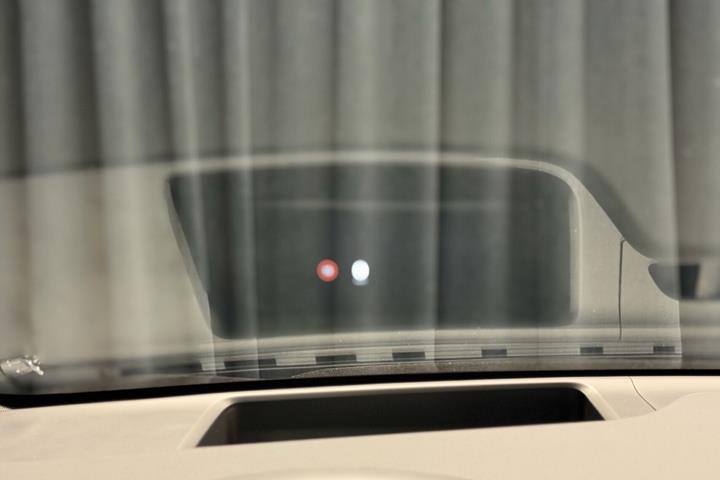 Grå Volvo EX90 fra 2025