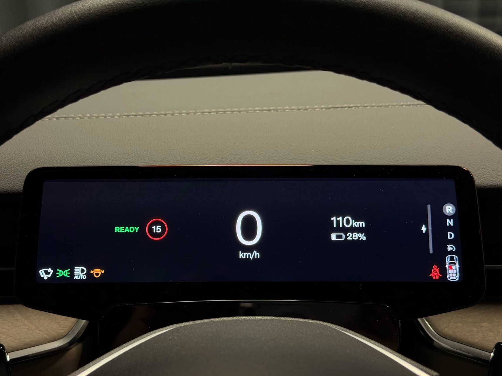 Grå Volvo EX90 fra 2025