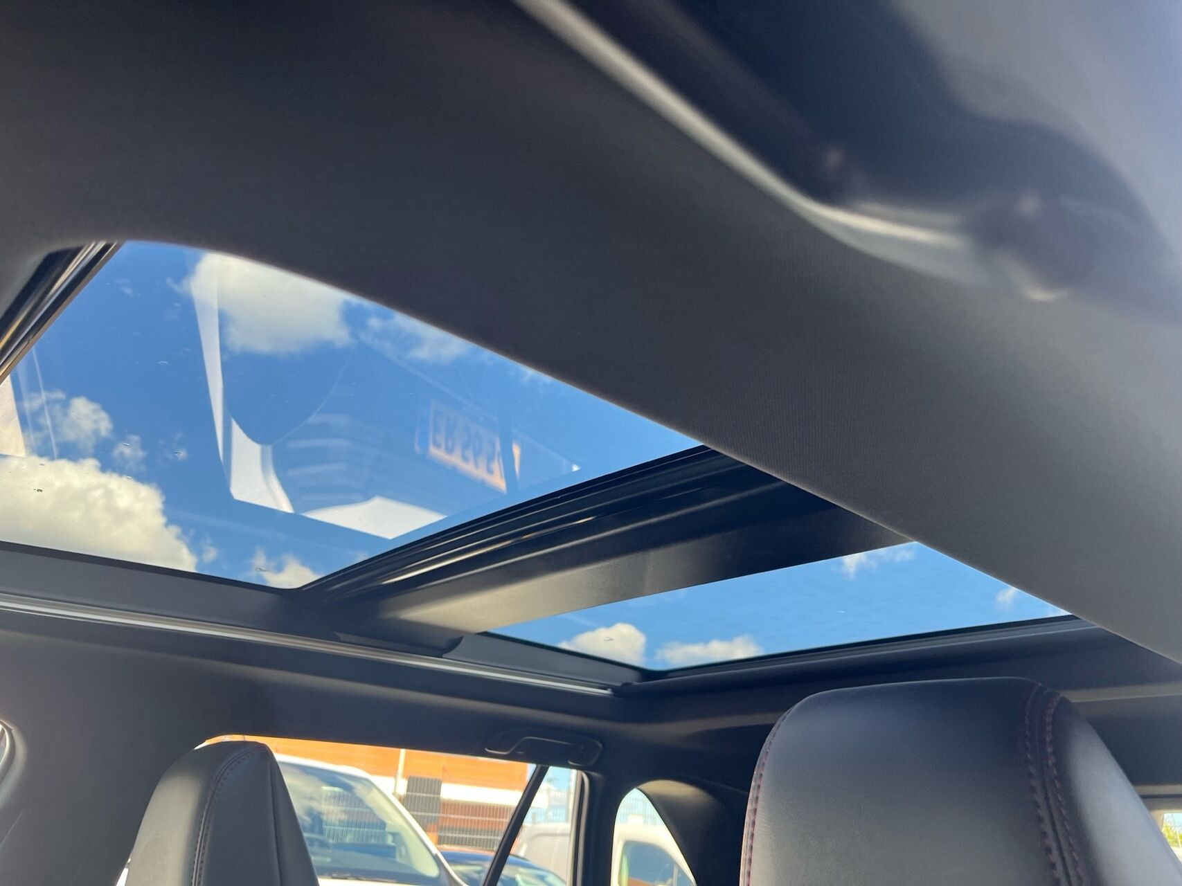 Grå Toyota RAV4 Plug-in fra 2022