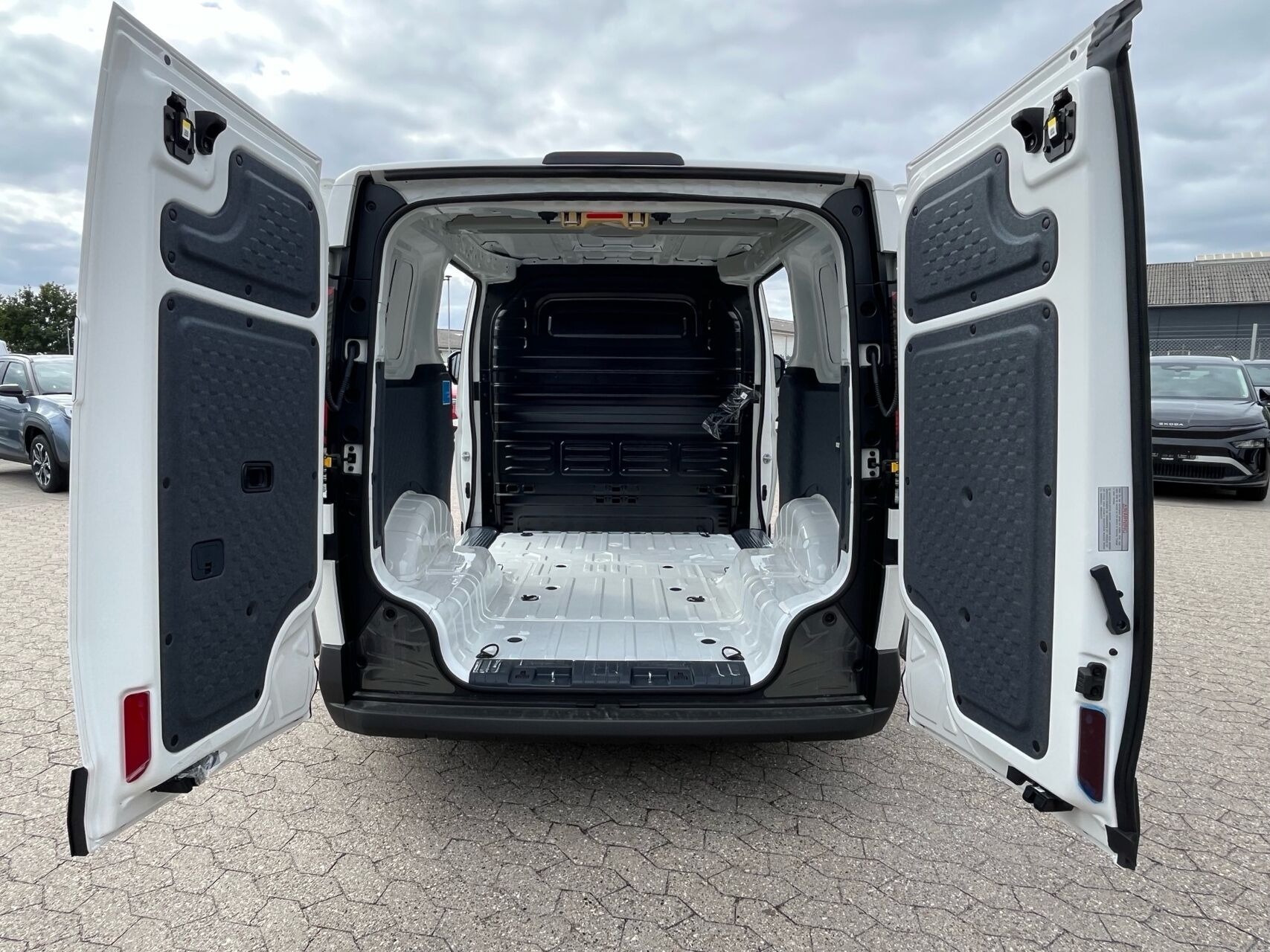 Hvid Kia PV5 Cargo fra 2026