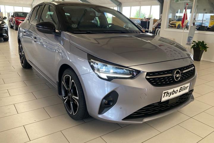 Sølv Opel Corsa fra 2021