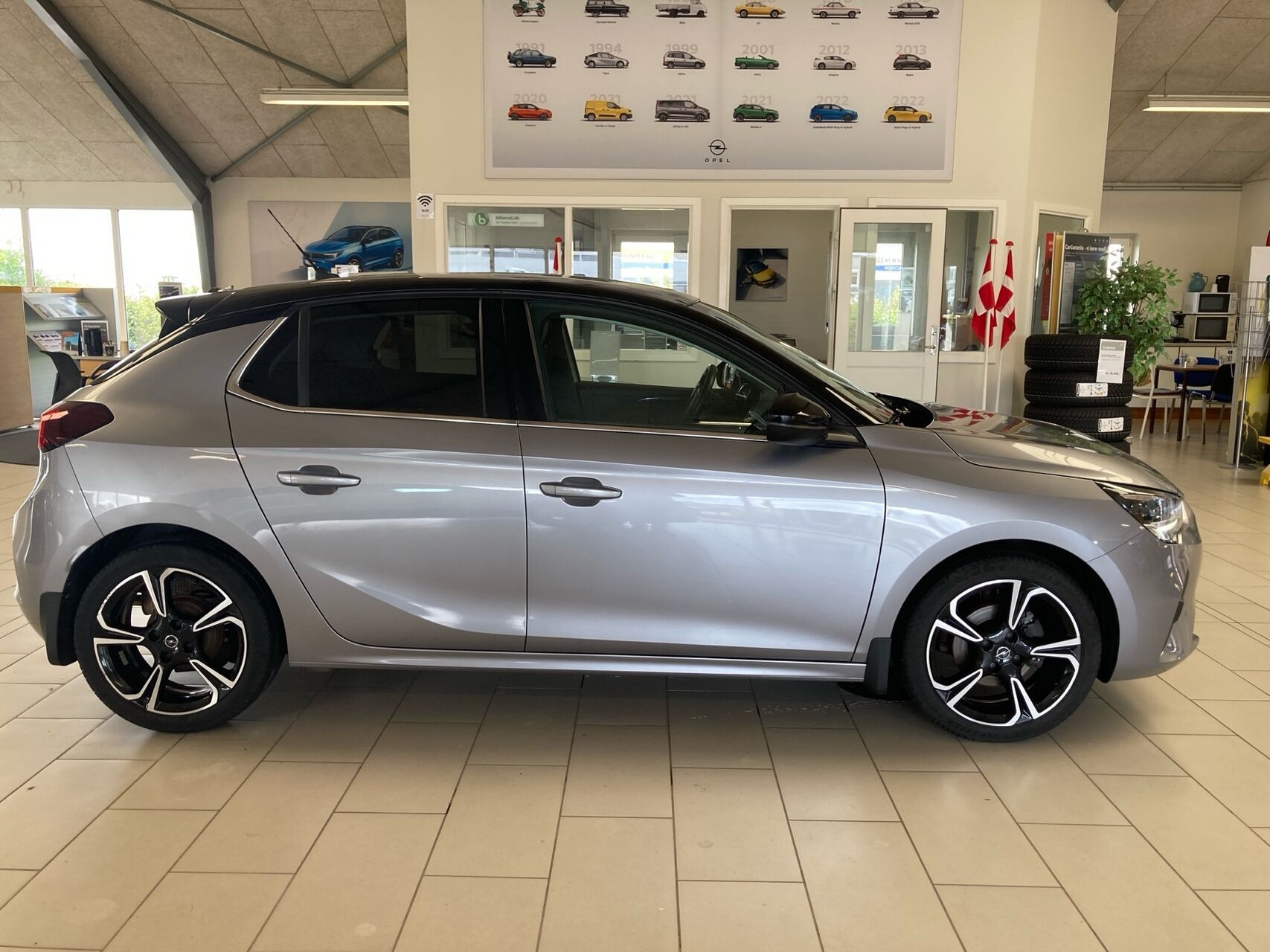 Sølv Opel Corsa fra 2021