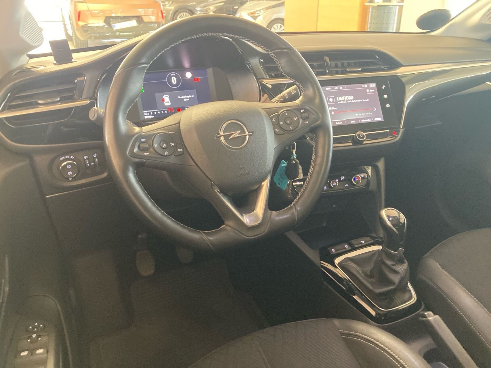 Sølv Opel Corsa fra 2021