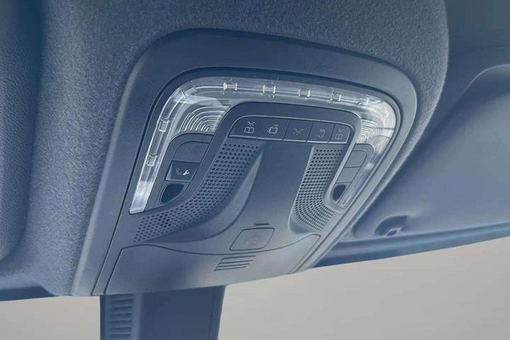 Hvid Mercedes eSprinter fra 2022