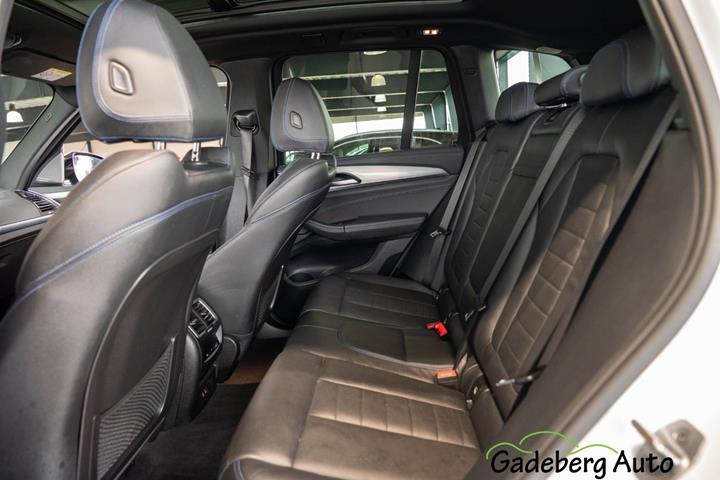 Hvid BMW iX3 fra 2022