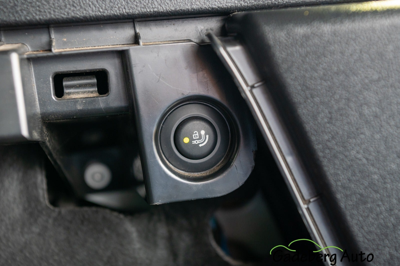 Hvid BMW iX3 fra 2022