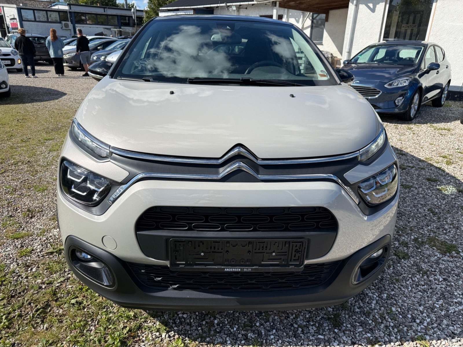Beige Citroën C3 fra 2021