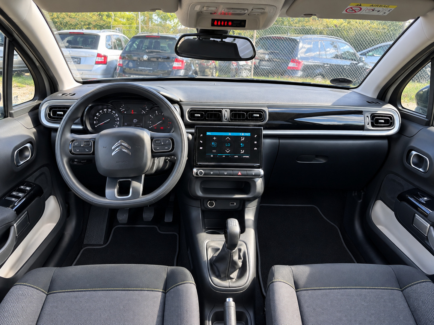 Beige Citroën C3 fra 2021