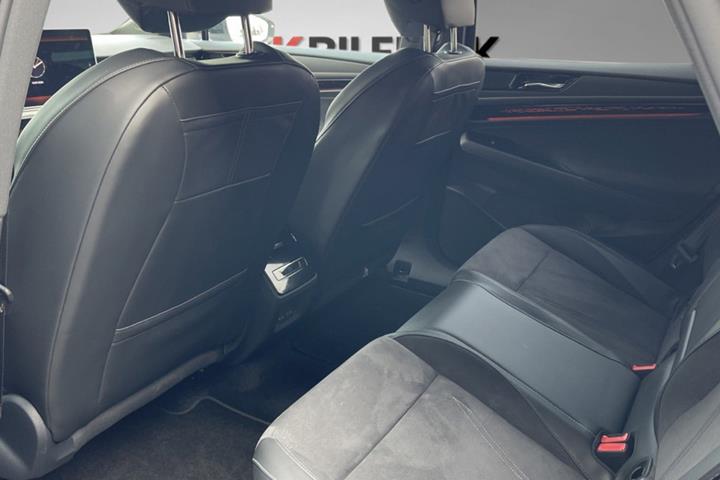 Hvid VW ID.7 fra 2025