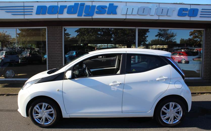 Toyota Aygo 1,0 VVT-i x-press