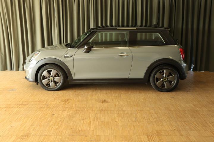 Grøn Mini Cooper SE fra 2022