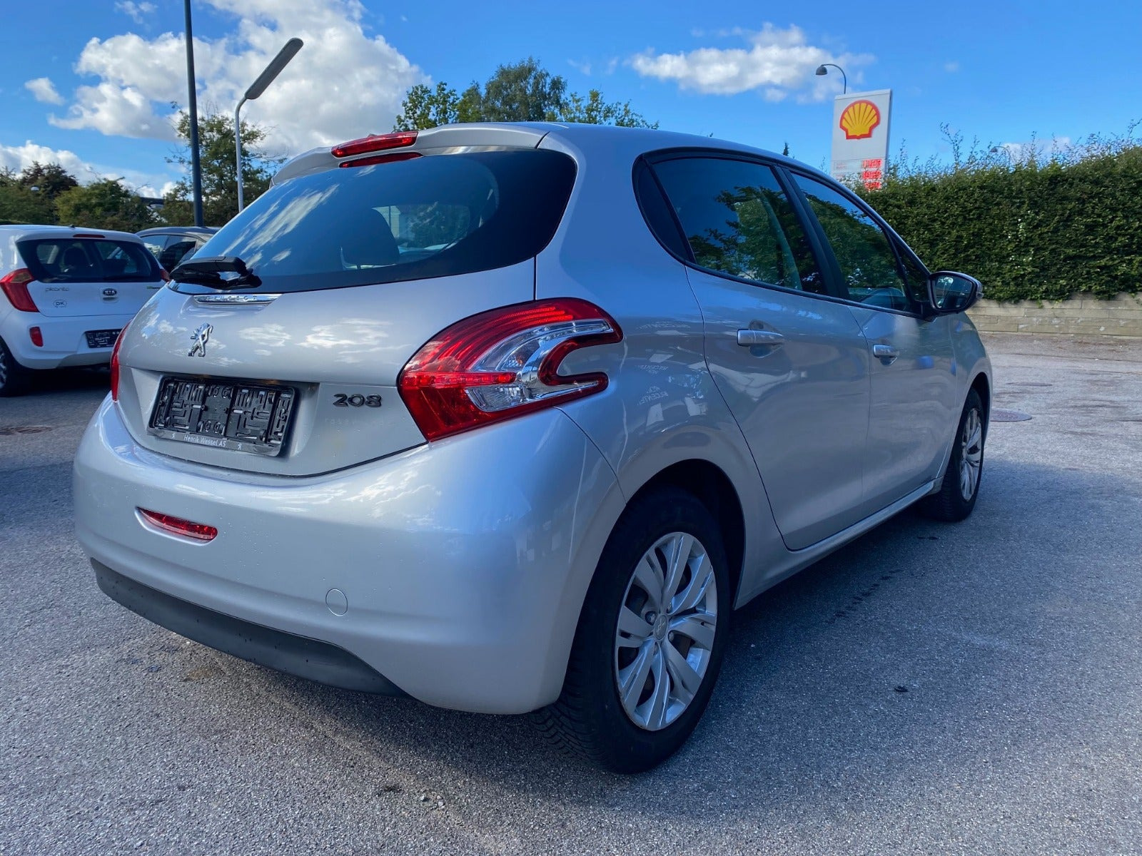 Sølv Peugeot 208 fra 2012