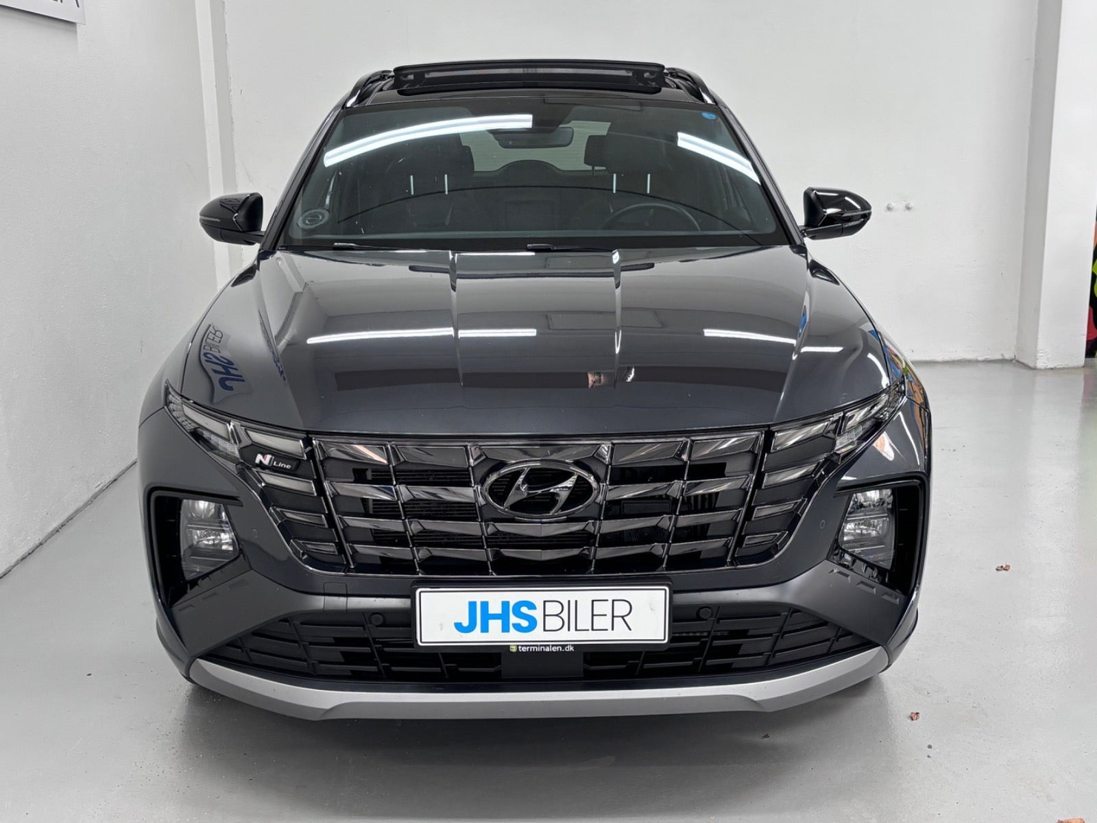 Grå Hyundai Tucson fra 2022