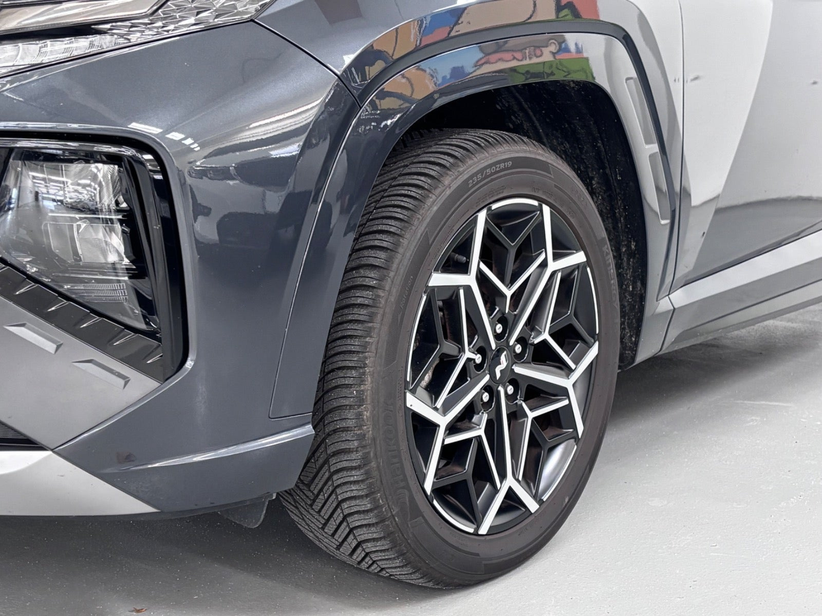 Grå Hyundai Tucson fra 2022