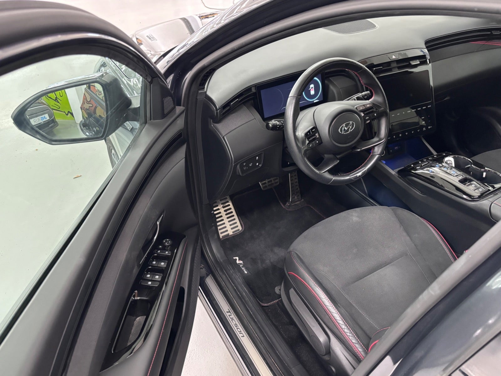 Grå Hyundai Tucson fra 2022