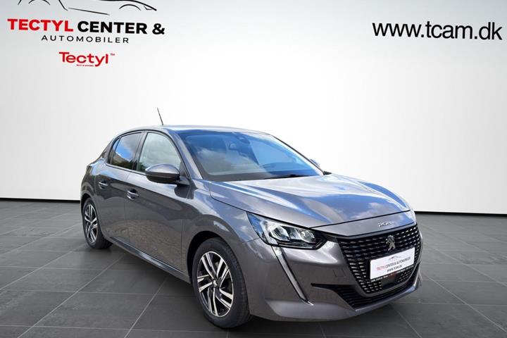 Grå Peugeot 208 fra 2021