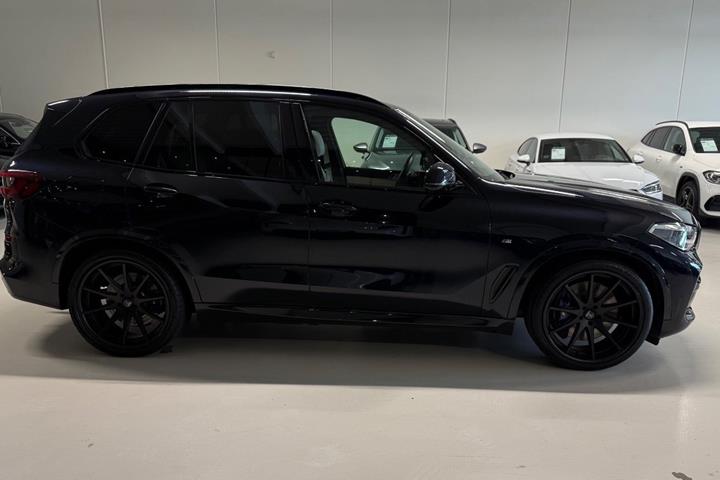 undefined BMW X5 fra 2020