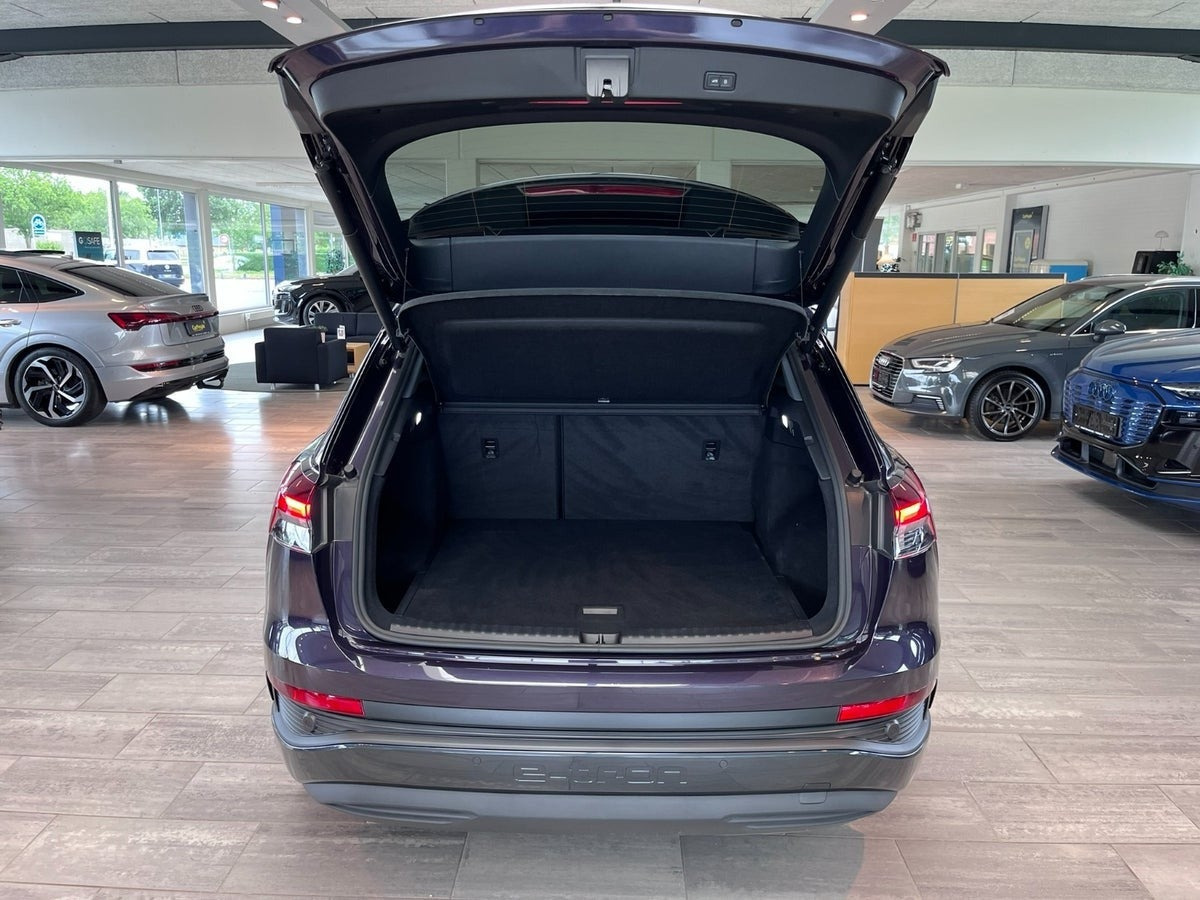 Lilla Audi Q4 e-tron fra 2024