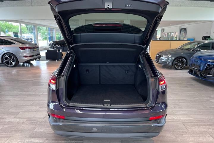 Lilla Audi Q4 e-tron fra 2024