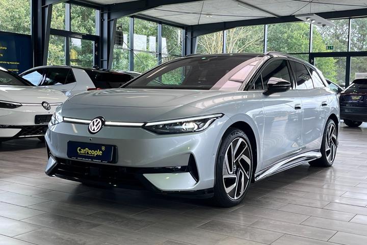 Sølv VW ID.7 fra 2025