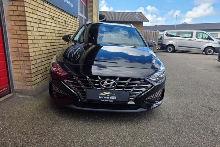 Sort Hyundai i30 fra 2021