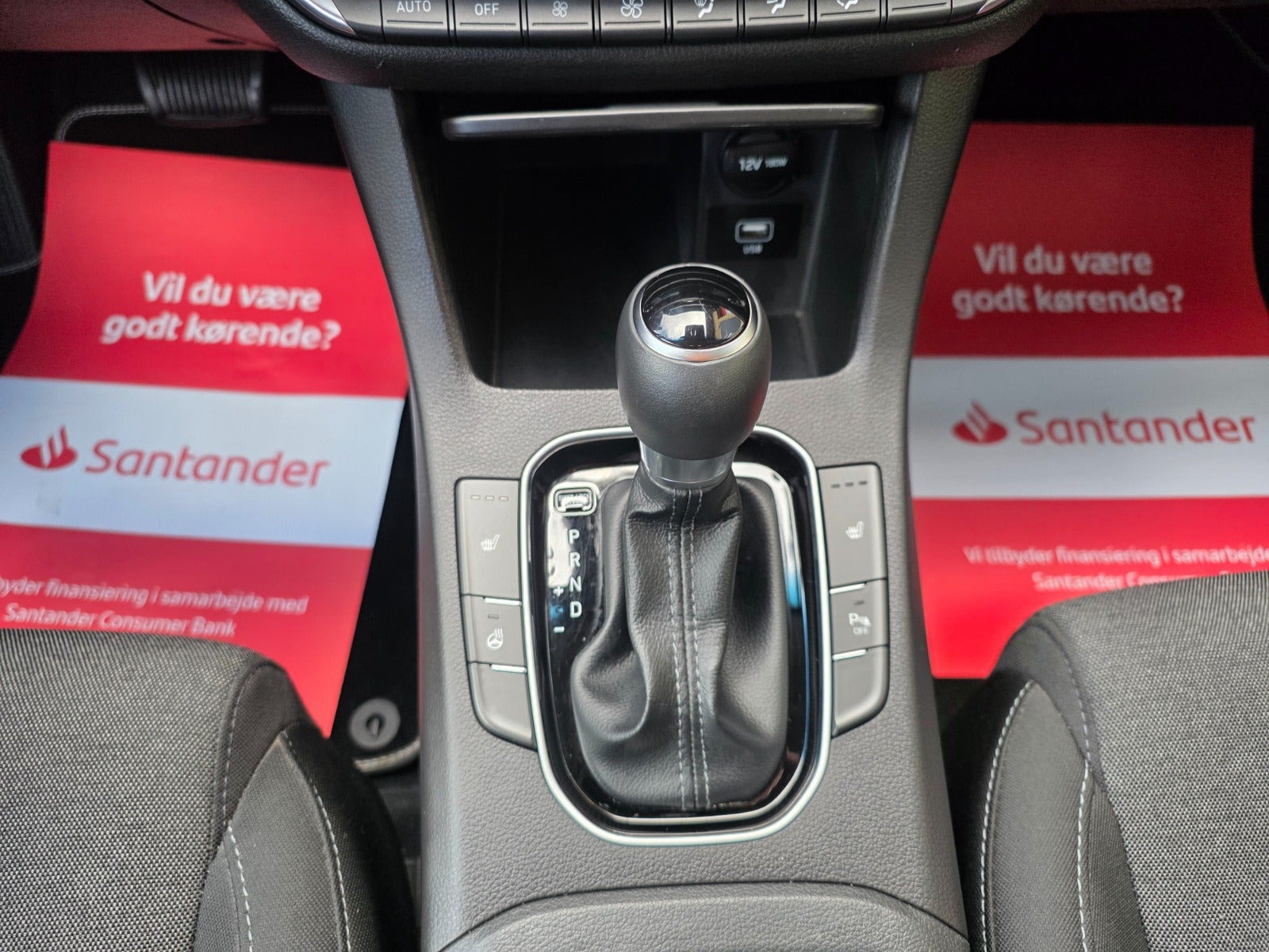 Sort Hyundai i30 fra 2021