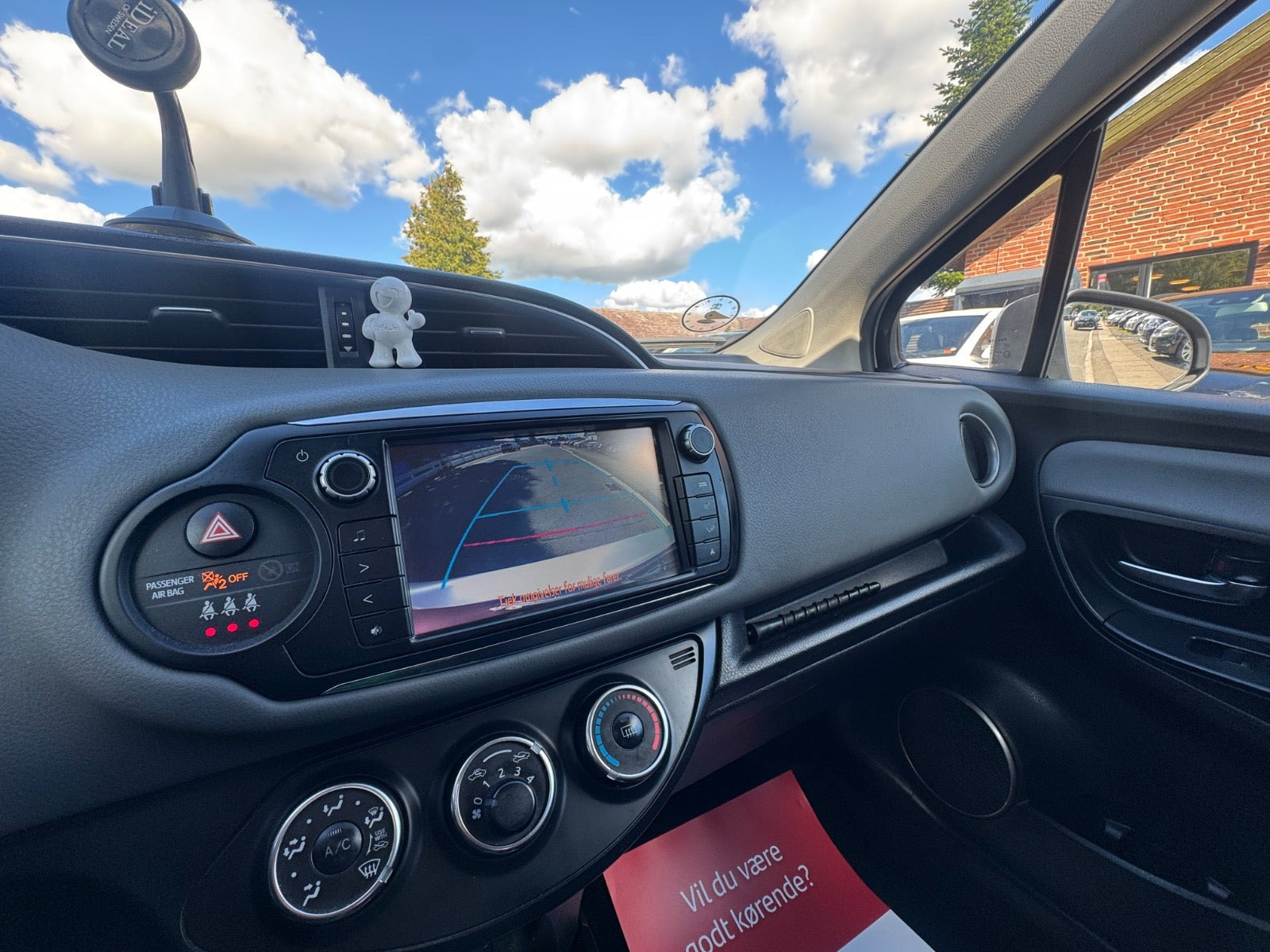 undefined Toyota Yaris fra 2014
