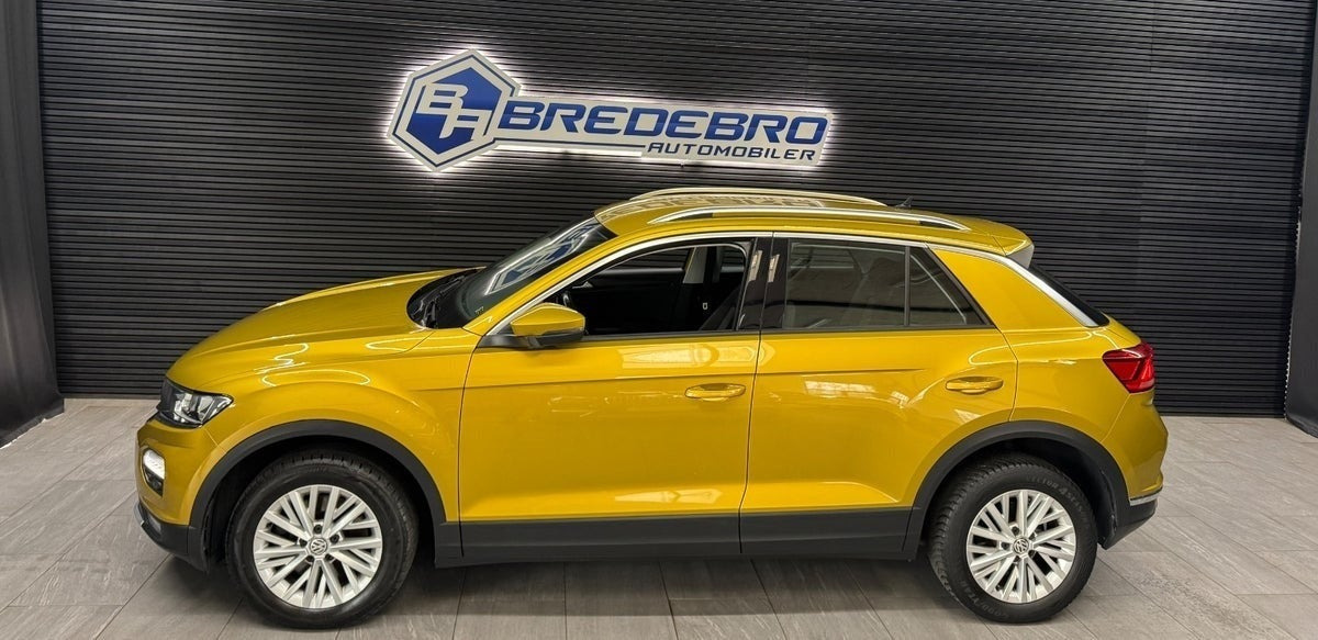 Grå VW T-Roc fra 2018