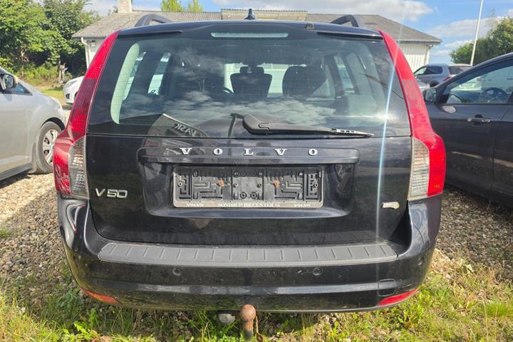 Sort Volvo V50 fra 2010