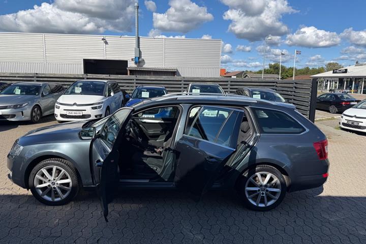 undefined Skoda Octavia fra 2015