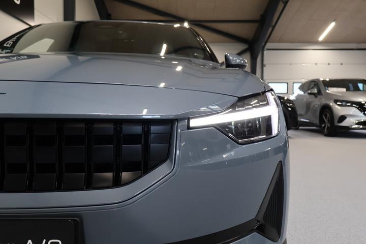 Grå Polestar 2 fra 2022