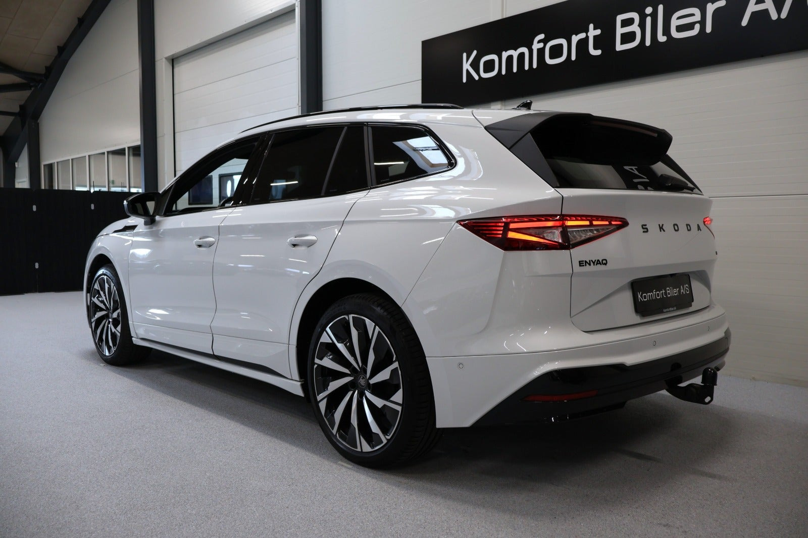 Hvid Skoda Enyaq fra 2026