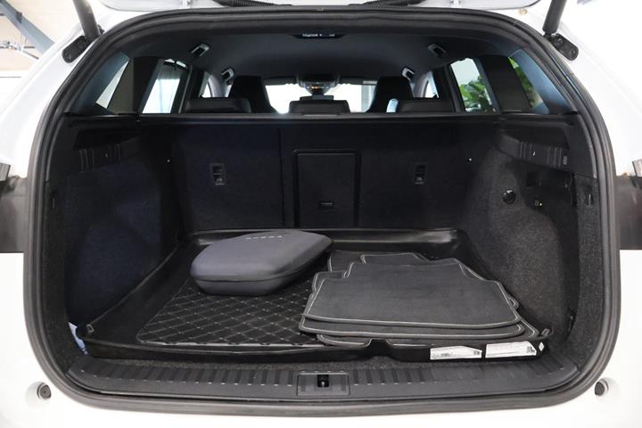Hvid Skoda Enyaq fra 2026