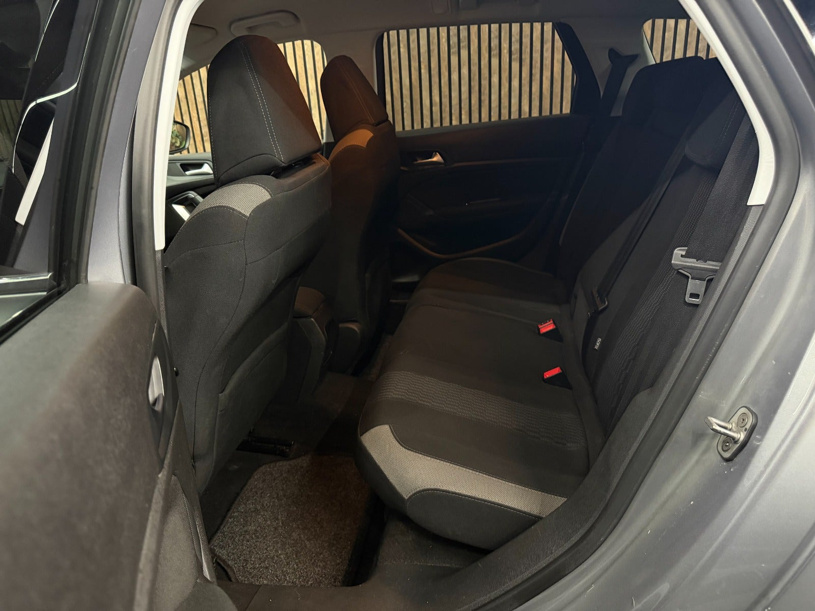 undefined Peugeot 308 fra 2015