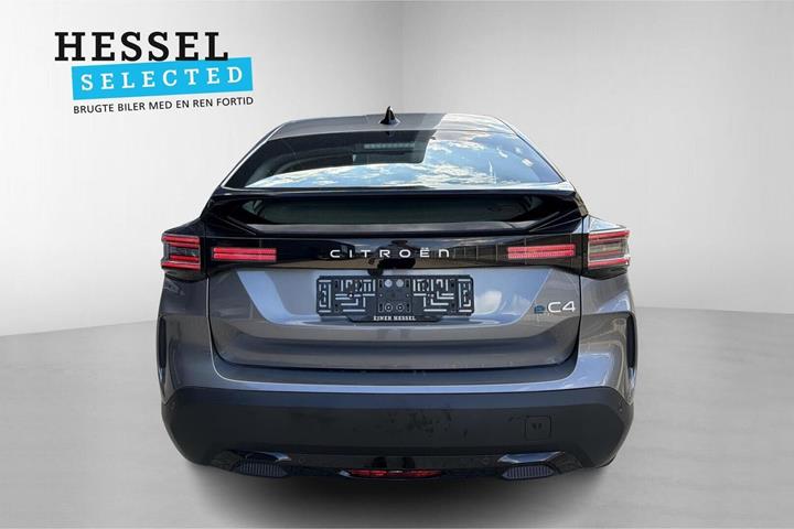 Grå Citroën ë-C4 fra 2025