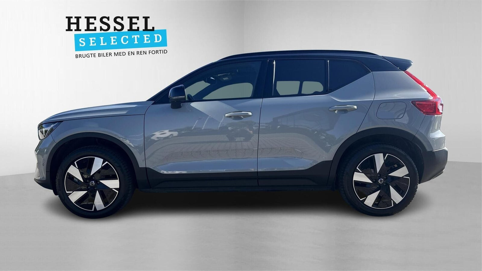Grå Volvo EX40 fra 2024