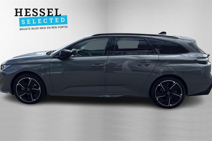 Grå Peugeot E-308 fra 2024