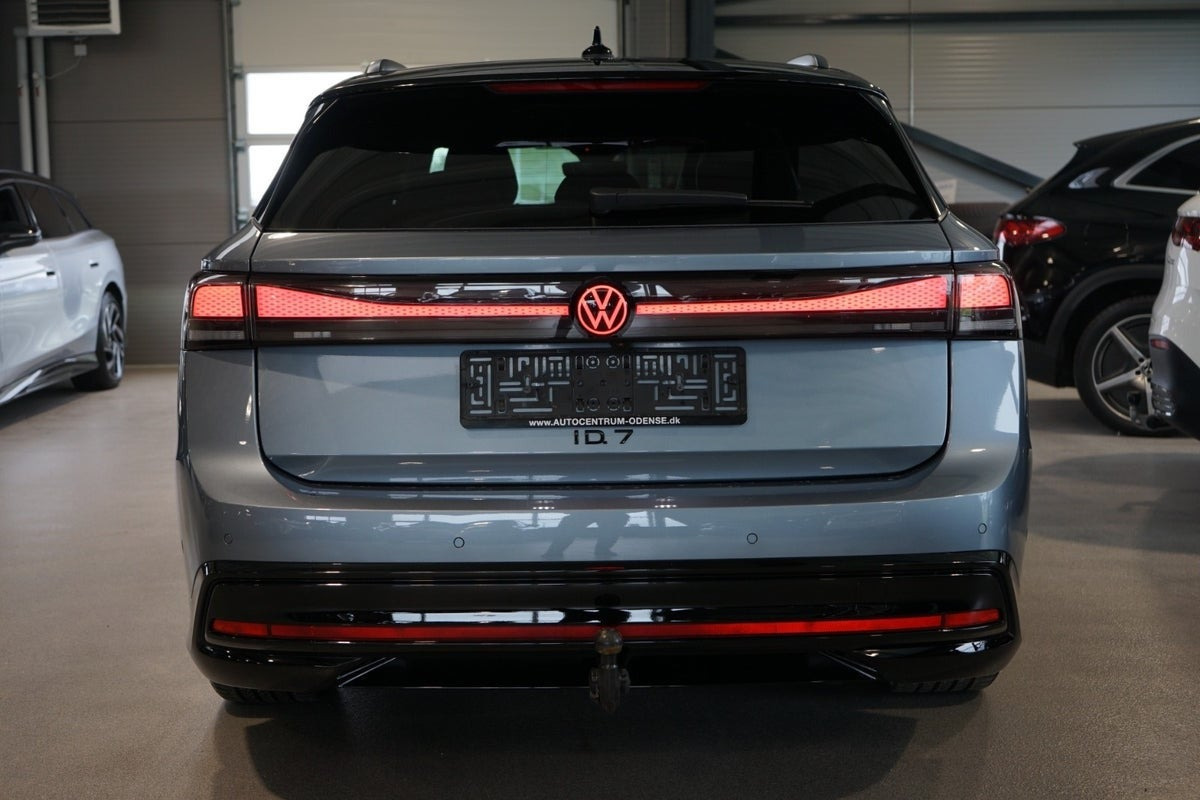 Blå VW ID.7 fra 2026