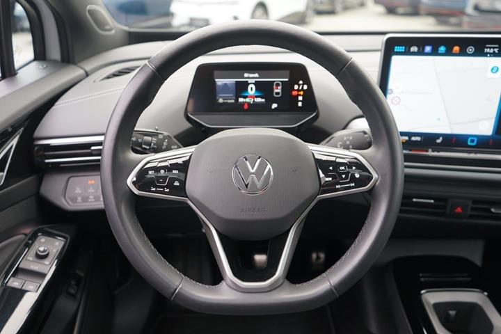 Hvid VW ID.4 fra 2025