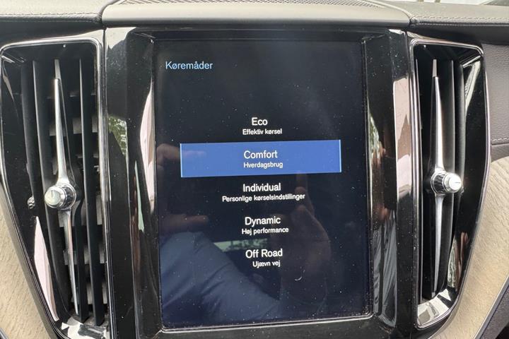 Hvid Volvo XC60 fra 2019