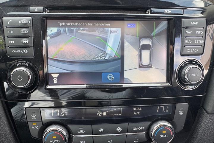 Sort Nissan X-Trail fra 2019
