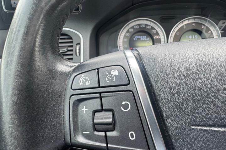 Sort Volvo V60 fra 2012