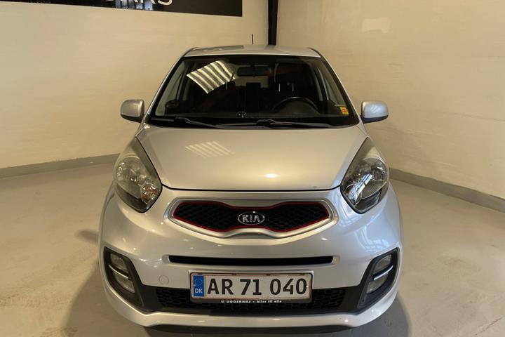 Sølv Kia Picanto fra 2015