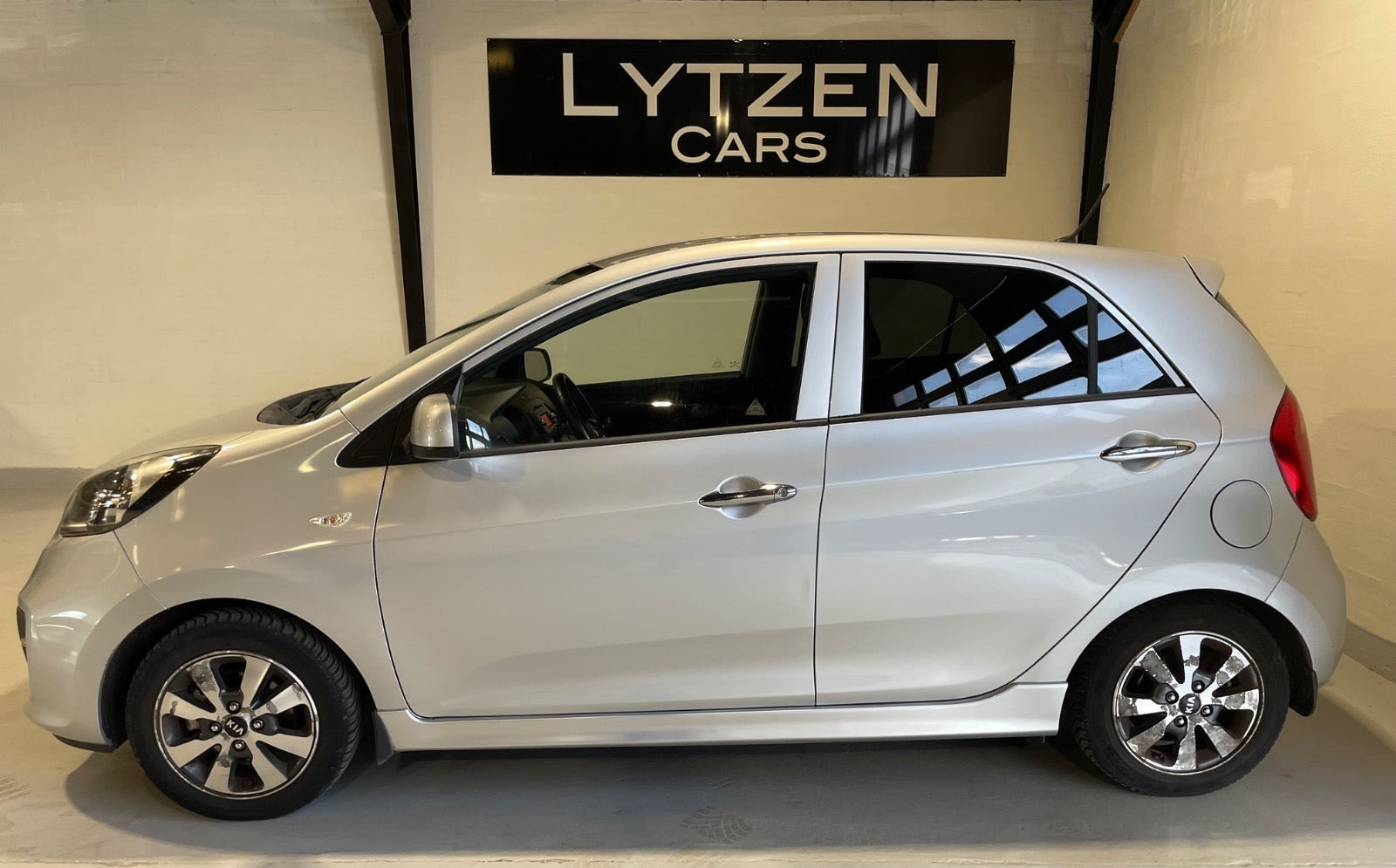 Sølv Kia Picanto fra 2015